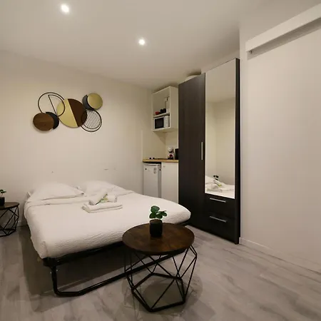 Studio Moderne Proche Commodites - 18 - 2p * Paris